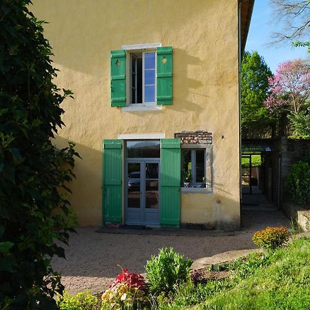 La Porte Des Pres Cluny Exterior photo